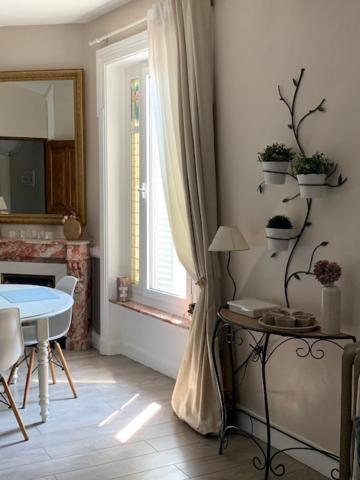 Le Clos De La Tour Екстериор снимка
